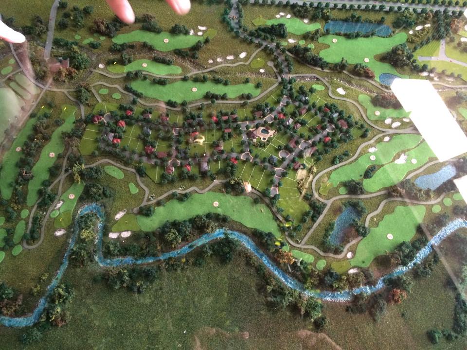 マニラ郊外の高級ゴルフ場