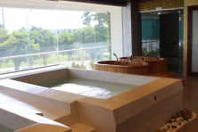 日本贔屓のオーナーによる露天風呂